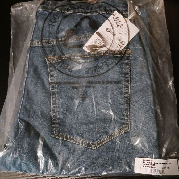 NEW Etica Denim Anya High Rise Modern Flare Jeans Northport Size 32‎ Raw Hem - Picture 16 of 16